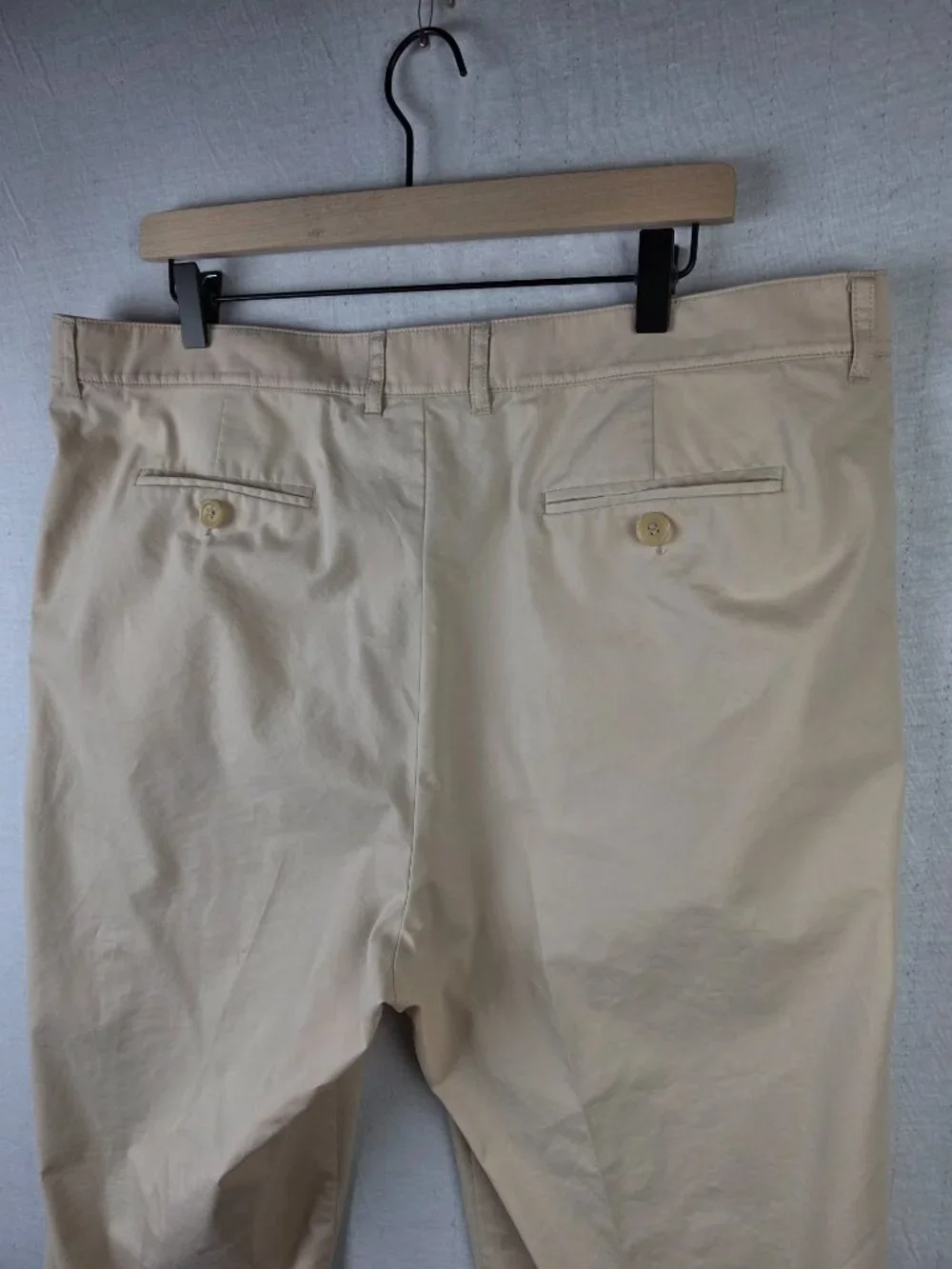 BOGNER Chinos Pants Lightweight Cotton Blend Beige size 40 *Inseam 27 Preppy